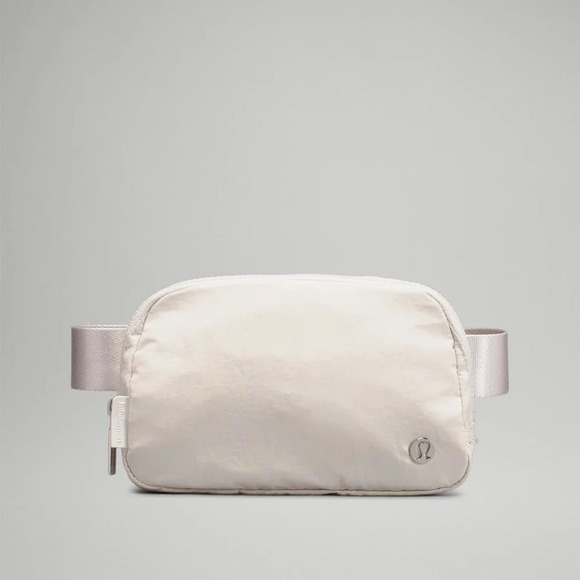 🆕 Lululemon Everywhere Belt Bag White Opal - Picture 7 of 7